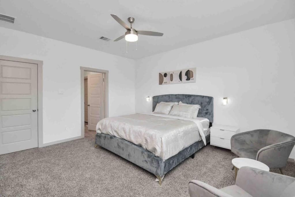 4Bedroom Escape - Near Med Center With Backyard Хьюстон Экстерьер фото