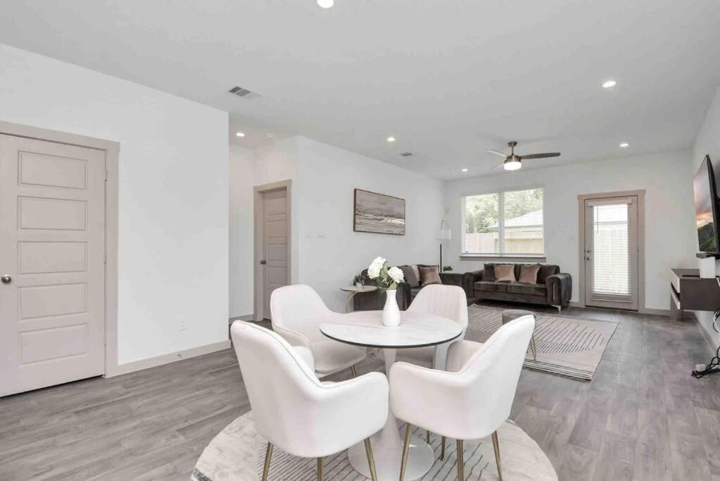 4Bedroom Escape - Near Med Center With Backyard Хьюстон Экстерьер фото