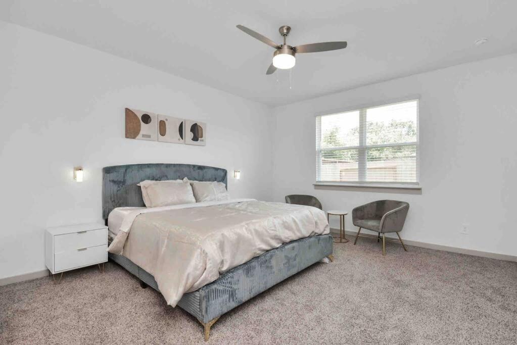 4Bedroom Escape - Near Med Center With Backyard Хьюстон Экстерьер фото
